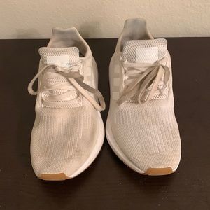 Adidas size 8 white